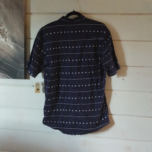 Rustic Blue Large Button down shirt stars 4th of July - Picture 6 of 6